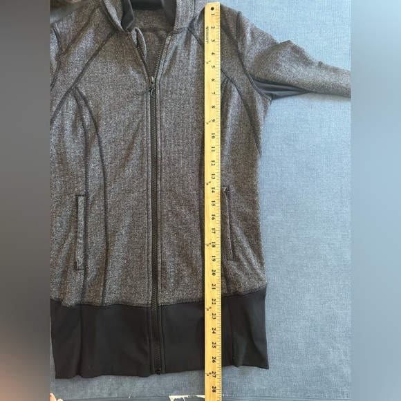 Lululemon Daily Practice Jacket Heathered Herringbone Black Full Zip Hooded - Picture 6 of 6